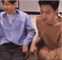 郑允浩凉凉 东方神起回归允浩昌珉 瑜卤允浩回忆_东方神起队长允浩舞蹈视频