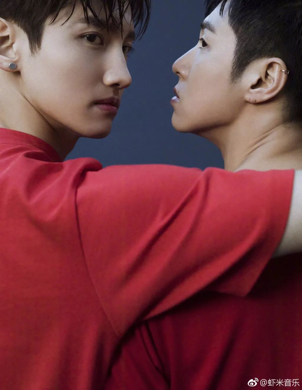 郑允浩凉凉 东方神起回归允浩昌珉 瑜卤允浩回忆_东方神起队长允浩舞蹈视频