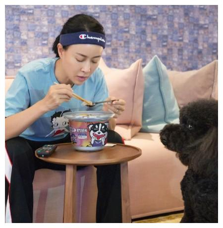 下一季《中国好声音》导师人选成话题，那英有望“王者归来”？