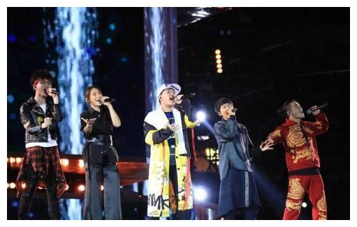 下一季《中国好声音》导师人选成话题，那英有望“王者归来”？