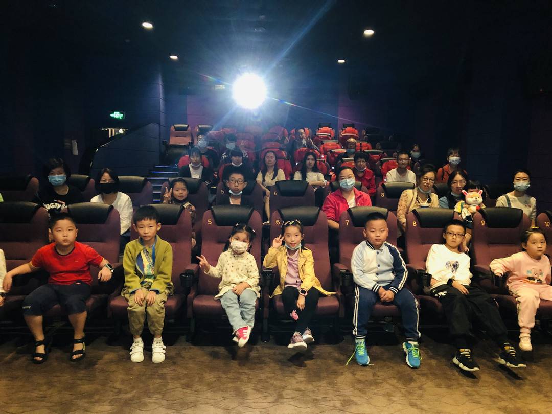 大耳朵图图第一季迅雷下载_大耳朵图图电影剧情介绍_大耳朵图图之霸王龙在行动票房