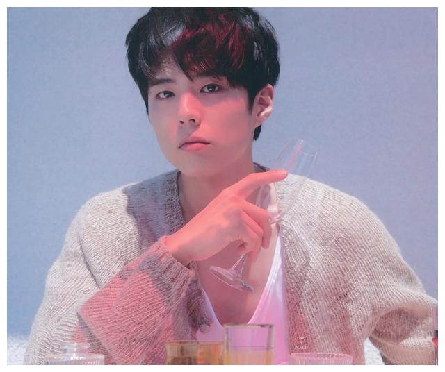 韩国比较有名的男模特_韩国历史上最帅的演员名单_韩国最帅男演员排名