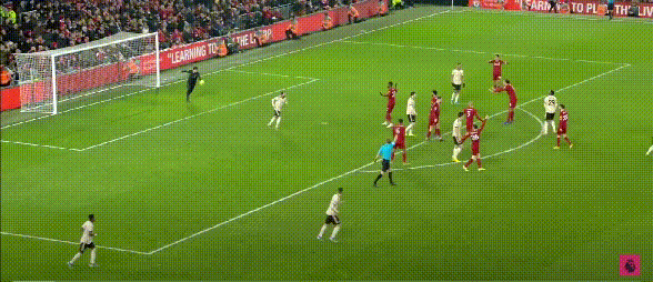 守门员进攻技巧_守门员参与进攻数据分析_门将有必要买防撞服吗