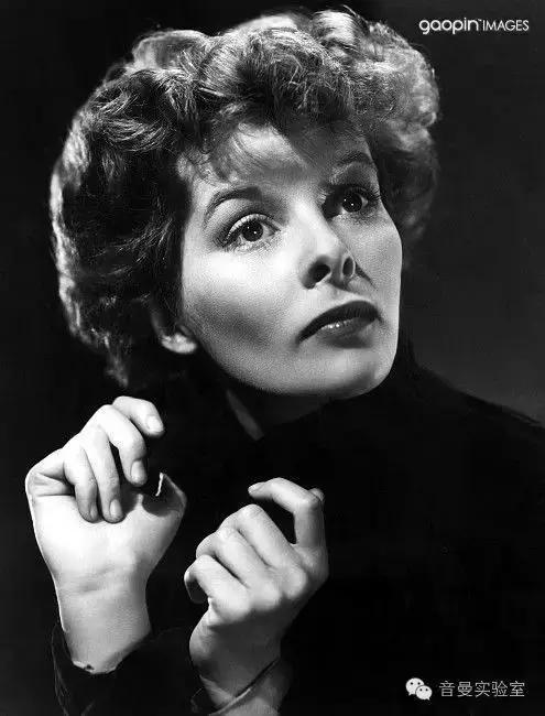 美国电影协会百年最佳女演员排名_凯瑟琳赫本贝蒂戴维斯奥黛丽赫本_美国电影协会选为百年来最伟大的女演员