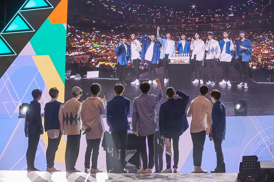 去韩国sm公司辛苦吗_练习生制度 中国偶像产业 偶像市场竞争