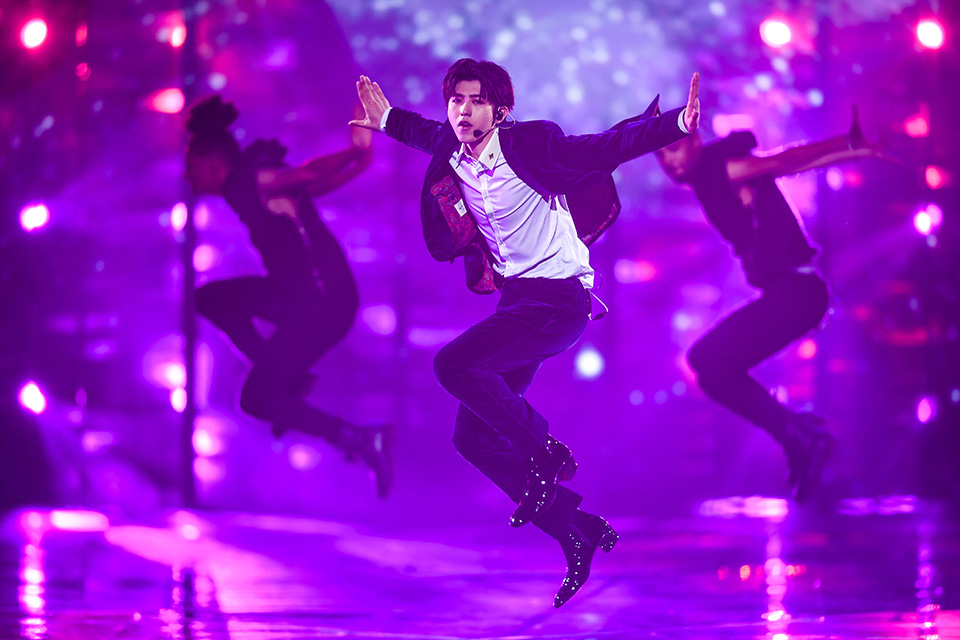 练习生制度 中国偶像产业 偶像市场竞争_去韩国sm公司辛苦吗