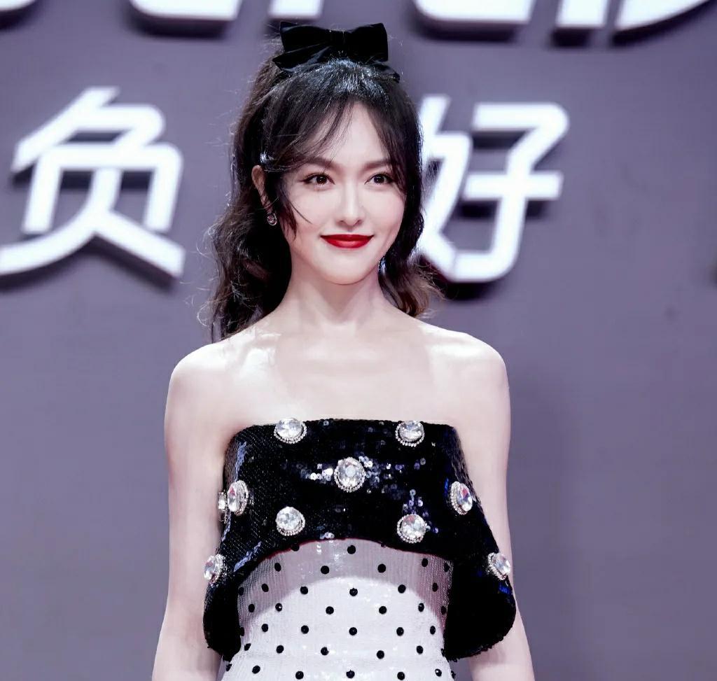 唐嫣中戏同学 张艺谋选角 唐嫣橙天娱乐签约经历 王晶捧红唐嫣 香港电影市场没落 唐嫣纪如璟合作 仙剑奇侠传_唐嫣旗下的艺人是那些