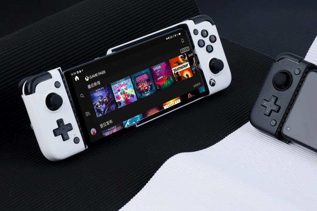 X2 Pro-Xbox定制版手柄评测_球球大作战用手柄玩_盖世小鸡X2 Pro手柄