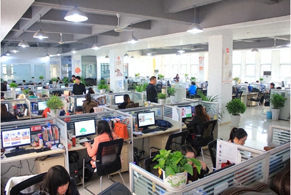 佛山市点精网络科技有限公司优势_高端网站建设公司排名_好的网页设计网站推荐