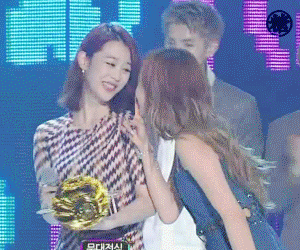 雪莉父母离婚_宋茜出道抵掉的中国人_雪莉练习生经历