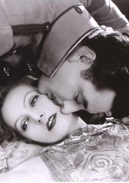 好莱坞黄金时代 女星 永恒经典_美国afi百年来最伟大女演员