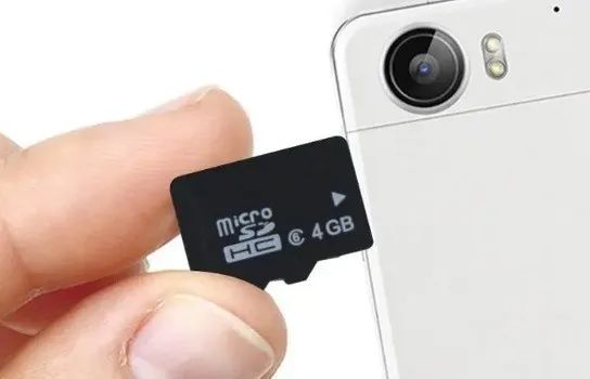 手机扩展卡有什么用_手机取消存储卡原因_存储卡是否是刚需