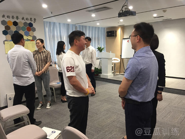 说话把握分寸_把话说到点子上免费阅读_言语简洁一语中的