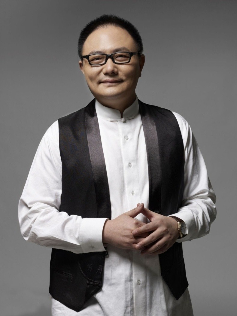 papi酱商业模式的困境_网红papi酱首单广告拍出2200万_papi酱罗振宇退出投资