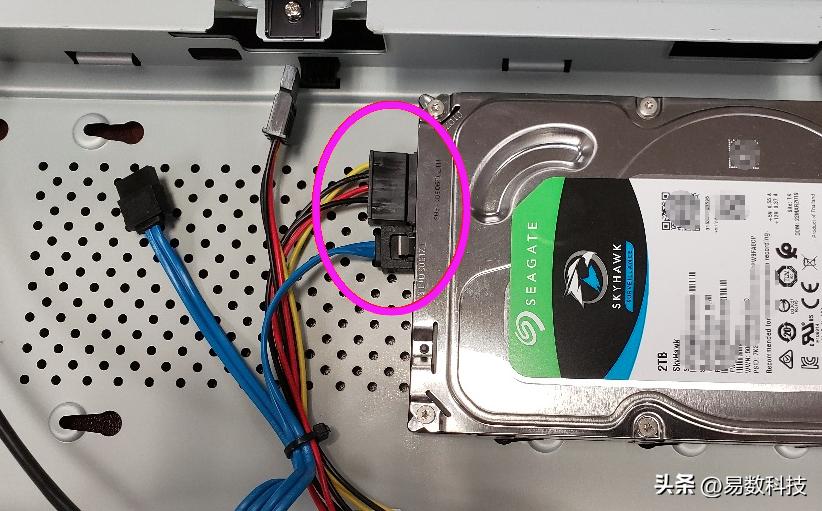 硬盘初始化设置_新硬盘安装教程_系统装好了如何4k对齐