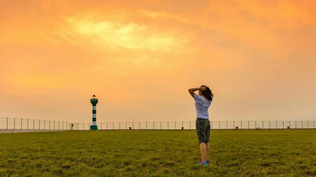 以极简方式过一生下载_极简生活高质量人生_扔掉负累轻装前行