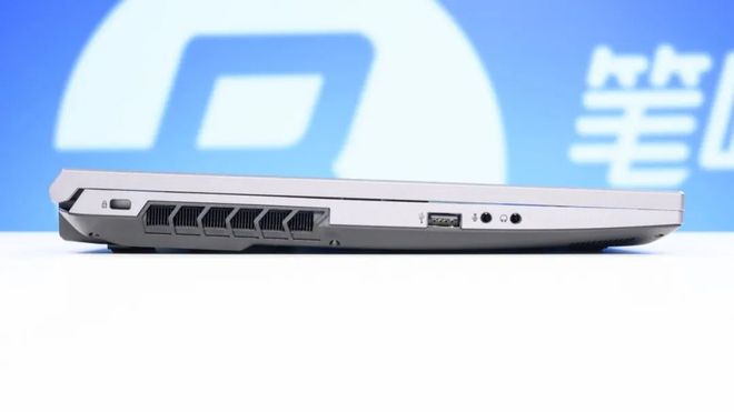 大学生游戏本推荐_买游戏本 不要台式_机械革命极光15评测