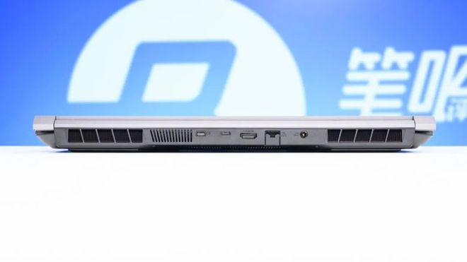 大学生游戏本推荐_买游戏本 不要台式_机械革命极光15评测