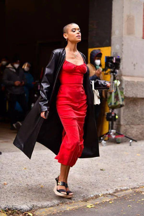 新版绯闻女孩剧情设定_社交媒体影响年轻群体_绯闻女孩william是谁