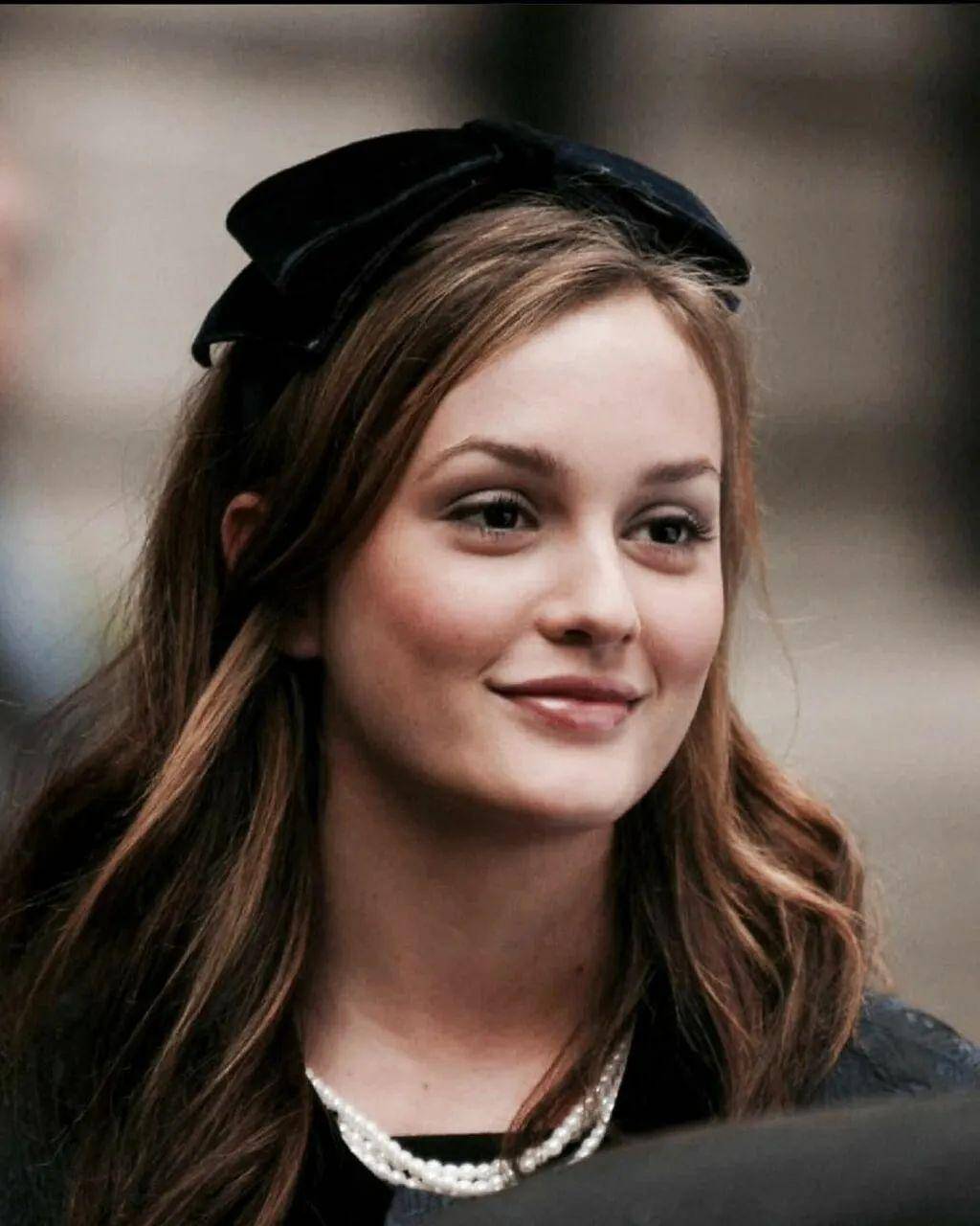 社交媒体影响年轻群体_绯闻女孩william是谁_新版绯闻女孩剧情设定