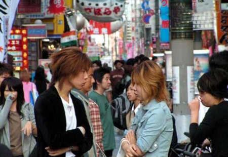 极简主义生活在中国兴起_以极简方式过一生下载_年轻人不结婚不消费的原因