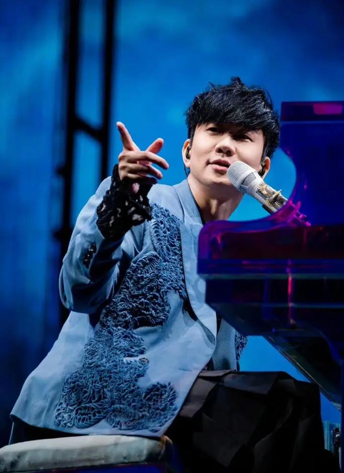 中国歌手人气排名张杰_酷狗音乐最火歌手排名_QQ音乐与酷狗歌手排名对比