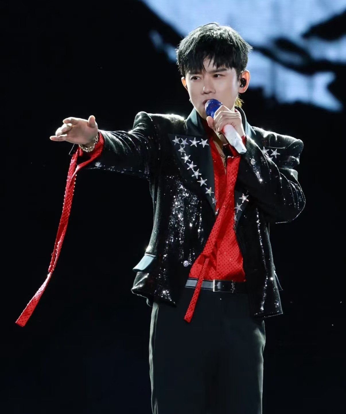 中国歌手人气排名张杰_华语乐坛十大男歌手盘点_华语乐坛男歌手实力排名