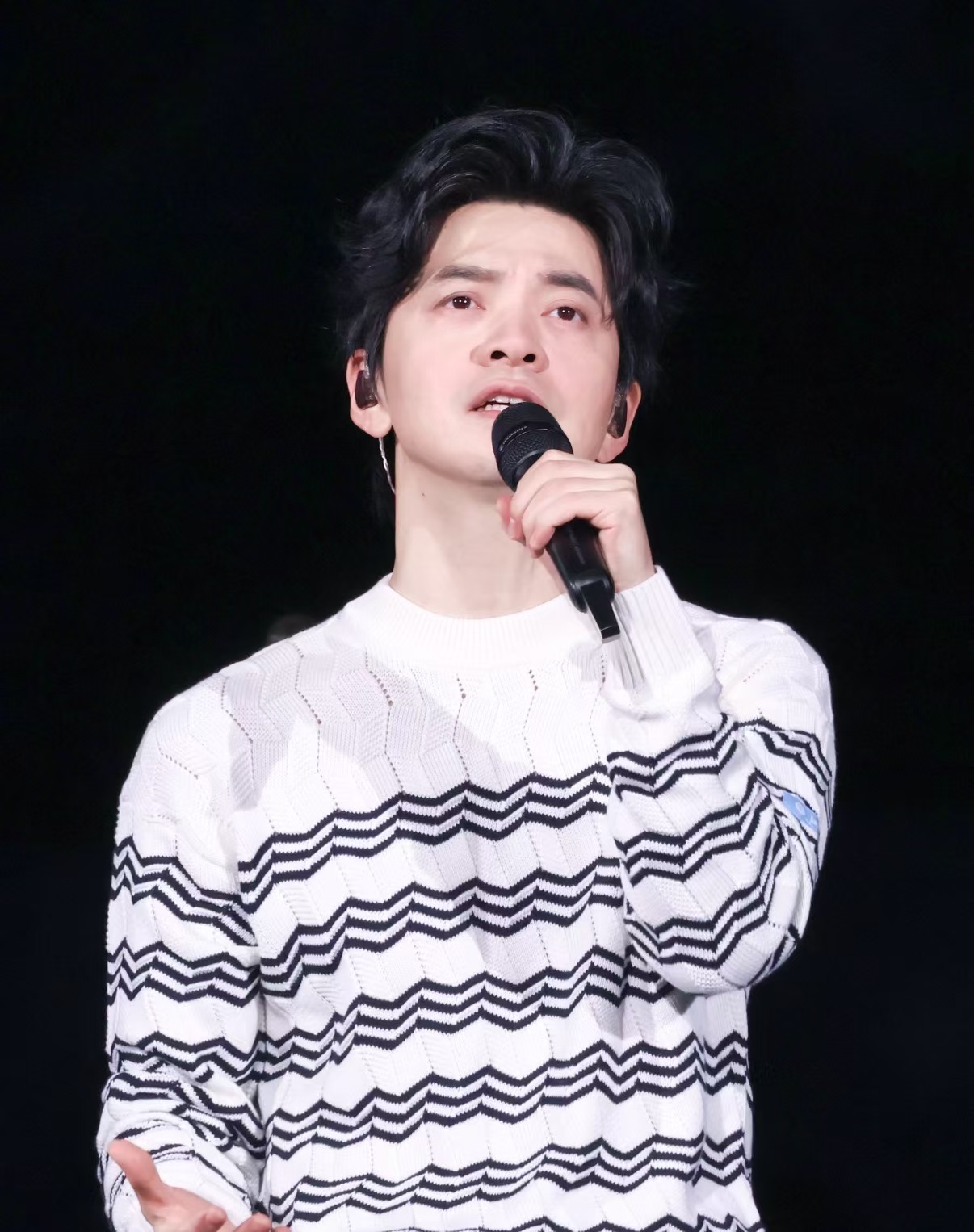 华语乐坛十大男歌手盘点_中国歌手人气排名张杰_华语乐坛男歌手实力排名