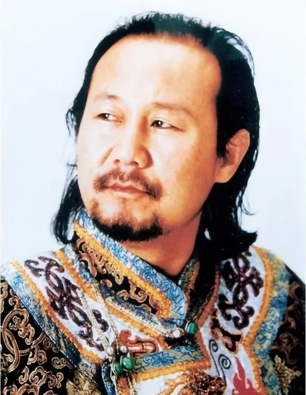 华语乐坛男歌手实力排名_中国歌手人气排名张杰_华语乐坛十大男歌手盘点