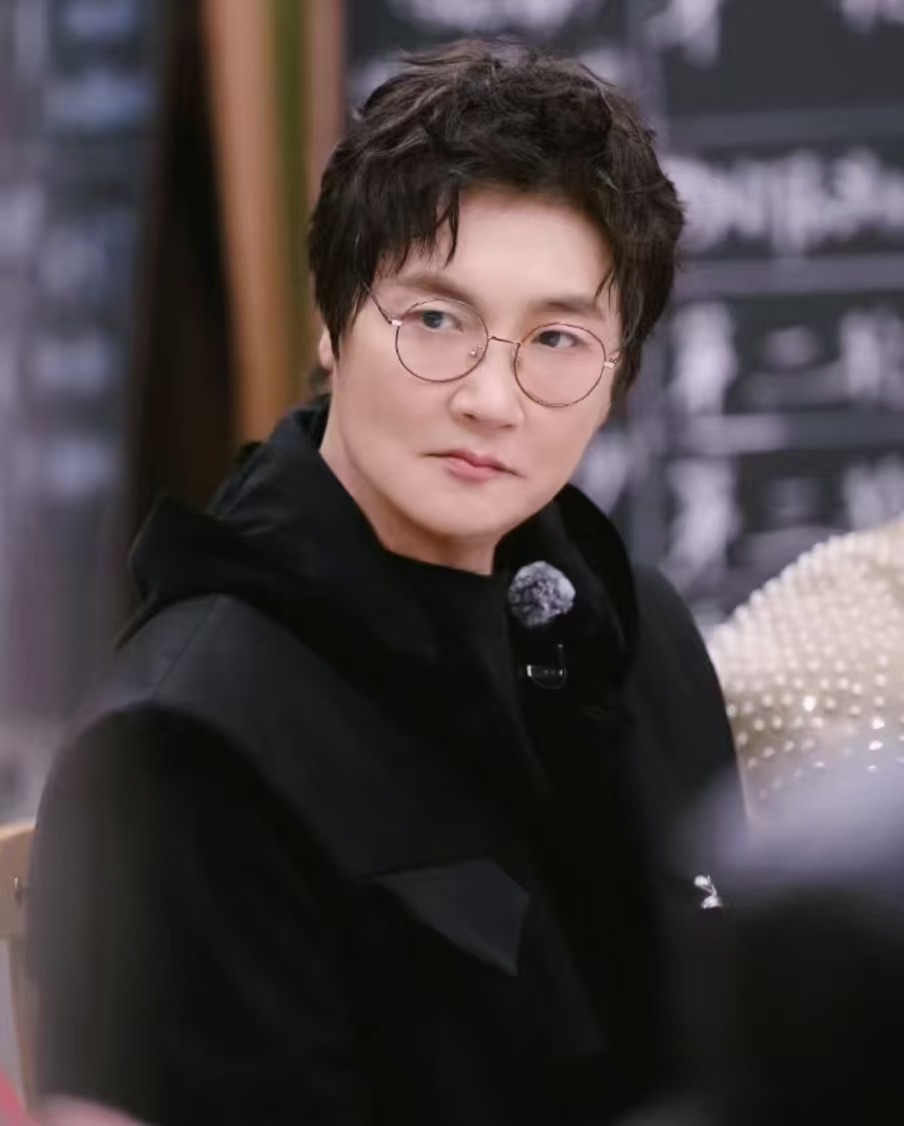 华语乐坛男歌手实力排名_中国歌手人气排名张杰_华语乐坛十大男歌手盘点