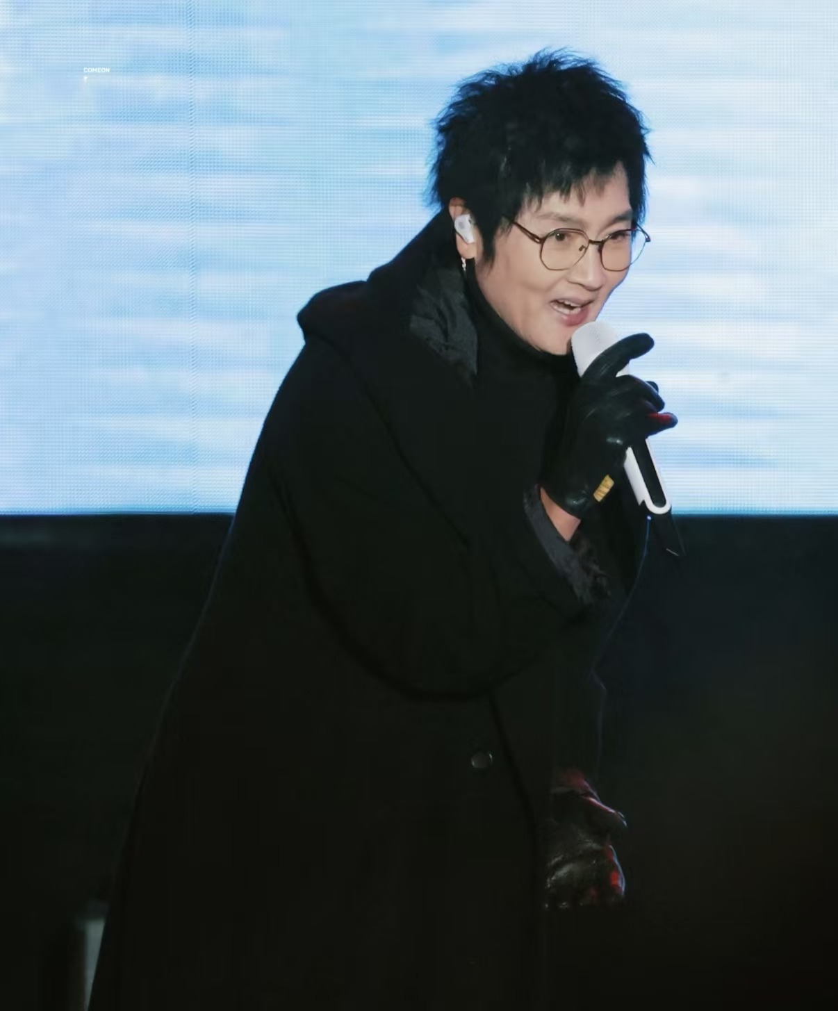 华语乐坛十大男歌手盘点_中国歌手人气排名张杰_华语乐坛男歌手实力排名