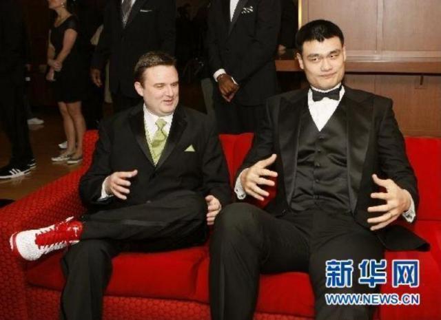 腾讯体育暂停火箭队直播_腾讯nba在线观看直播免费无插件_李宁中止火箭队合作