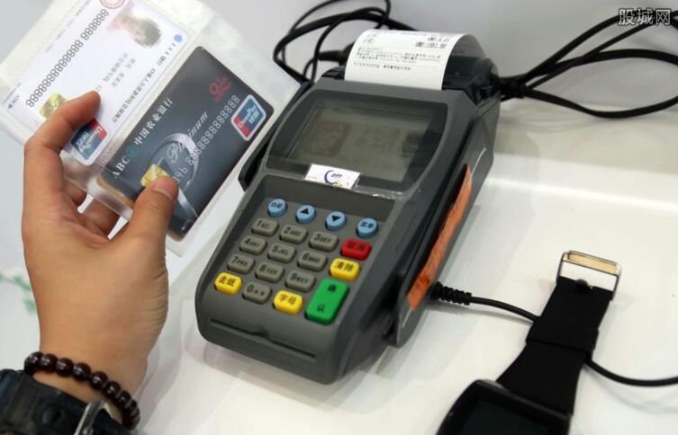 自己养卡用什么POS机 POS机养卡需要注意什么？