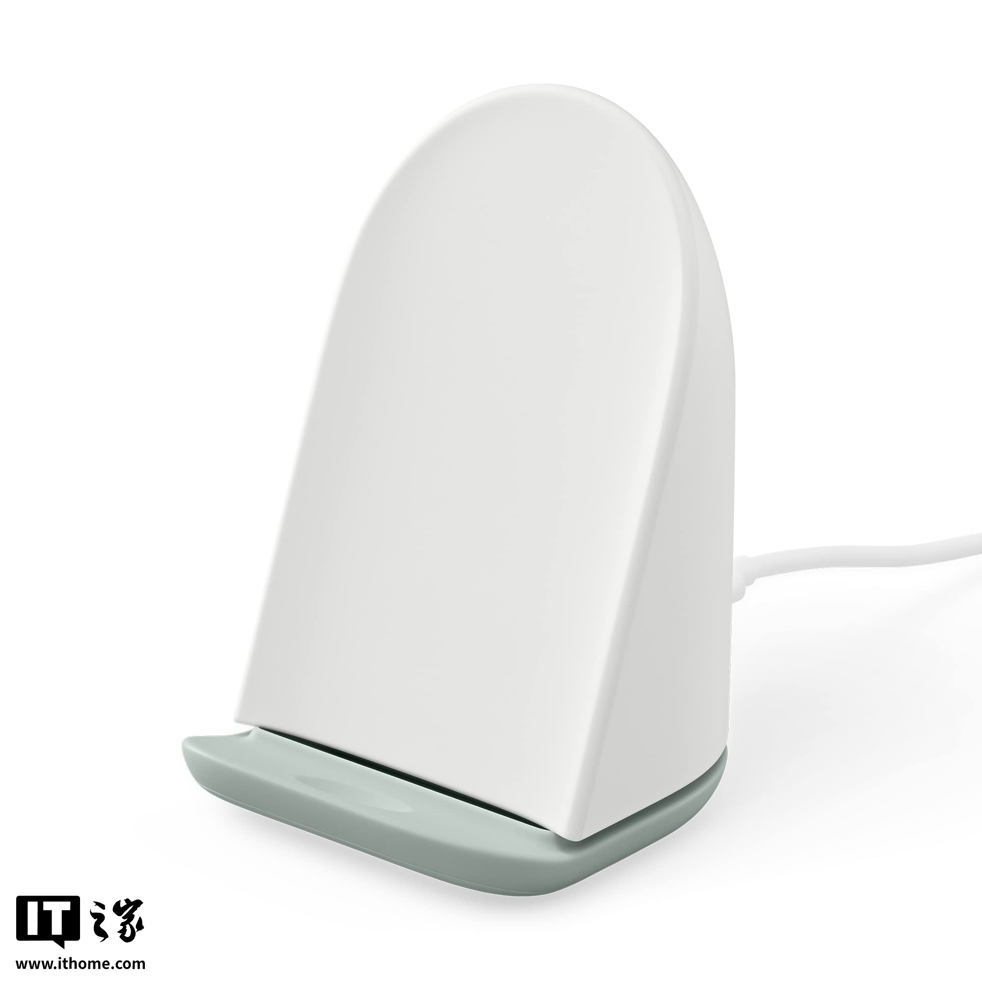谷歌 Pixel 10 系列手机遇戴壳无法无线充电问题，官方称未优化旧版 Qi 充电器