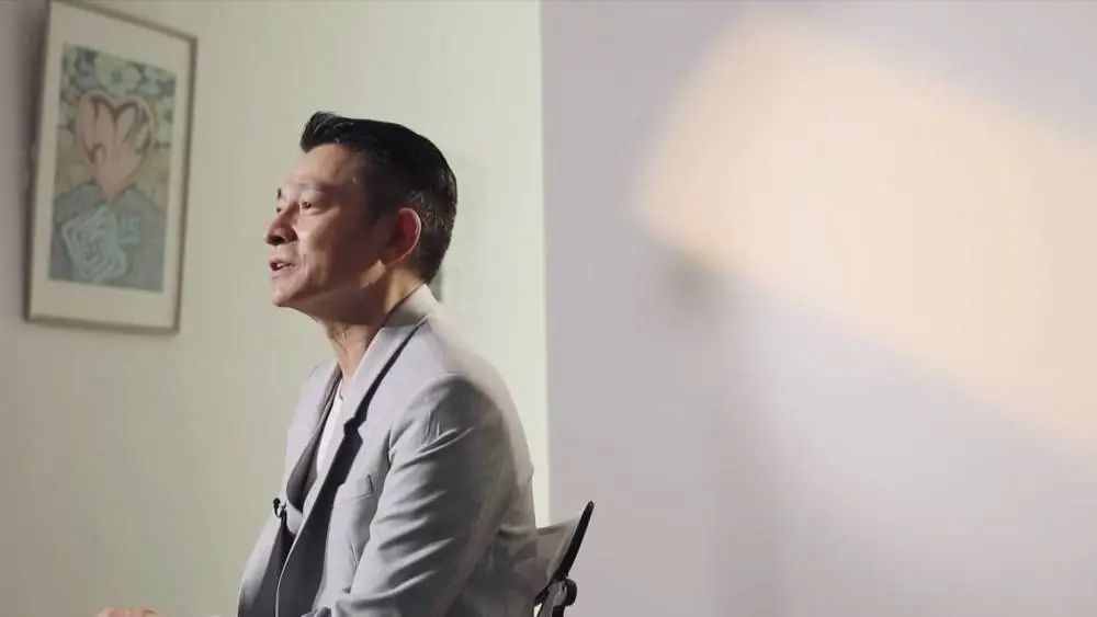 刘德华 香港回归 中国人身份认同_刘德华真永远最早前的视频演唱会