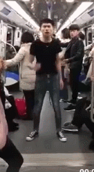 快手牌牌琦为什么被封了真实原因是什么_牌牌琦被封号之后在哪直播