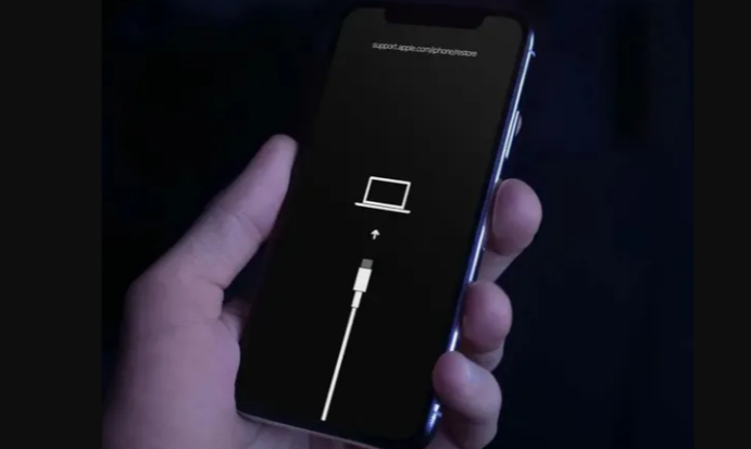 iPhone上出现了连接iTunes图标怎么办?