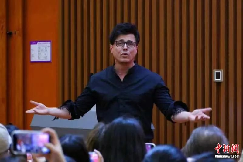 法语音乐剧《小王子》洛朗班_法语音乐剧亚瑟王传奇_法语音乐剧演员洛朗班 中国巡演