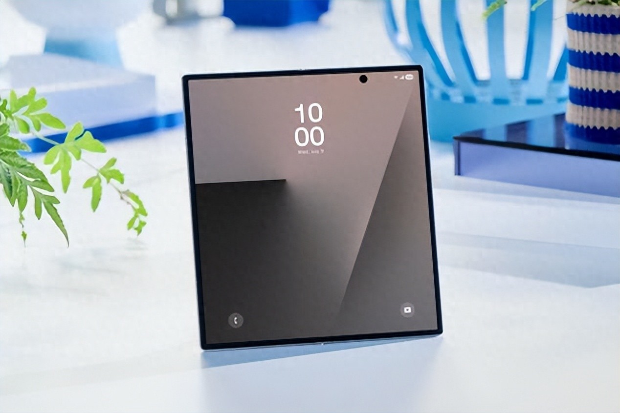 三星Galaxy Z Fold7折叠屏手机 AI信息整合 主动式解决方案_有没有折叠屏的手机