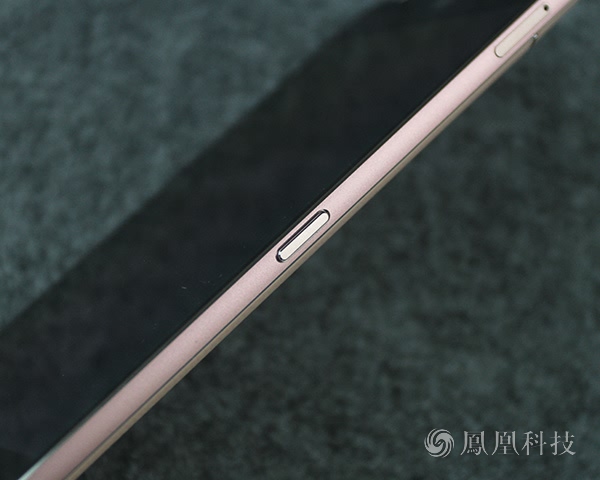 美图手机V4外观设计_美图v4能不能用电信卡_美图手机V4评测
