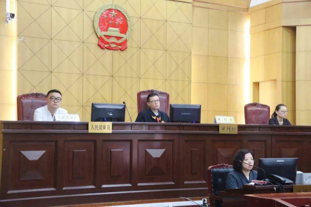 朋友圈抽奖骗局_微信购物诈骗_第三方微信抽奖免费平台