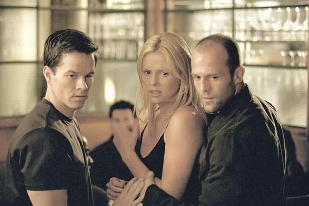 杰森·斯坦森主演的是个警察的那个电影叫什么_杰森·斯坦森电影推荐_杰森·斯坦森经典动作电影