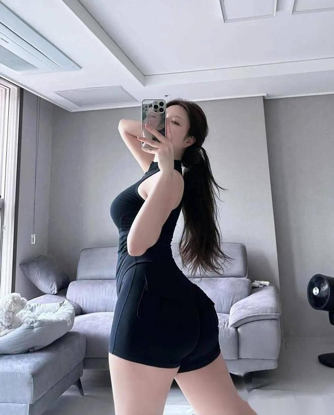 韩国超人气网络模特_网红成功秘诀_韩国时尚模特崔素美