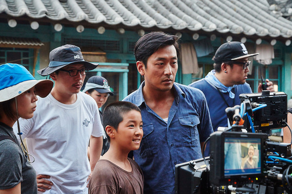 河正宇电影作品_韩国电影 男主是画家_河正宇演技