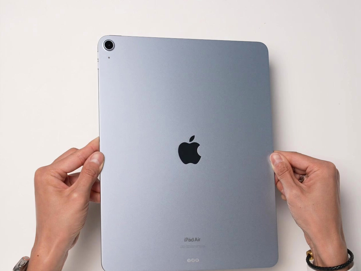 ipad哪款可以插电话卡_13英寸iPad Air屏幕对比_全新M2iPad Air11英寸