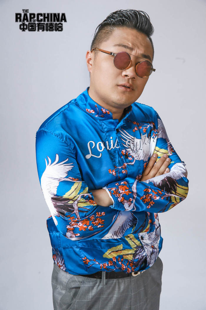 中国有嘻哈第五期播放量_中国有嘻哈导演纹身_中国有嘻哈节目制作幕后