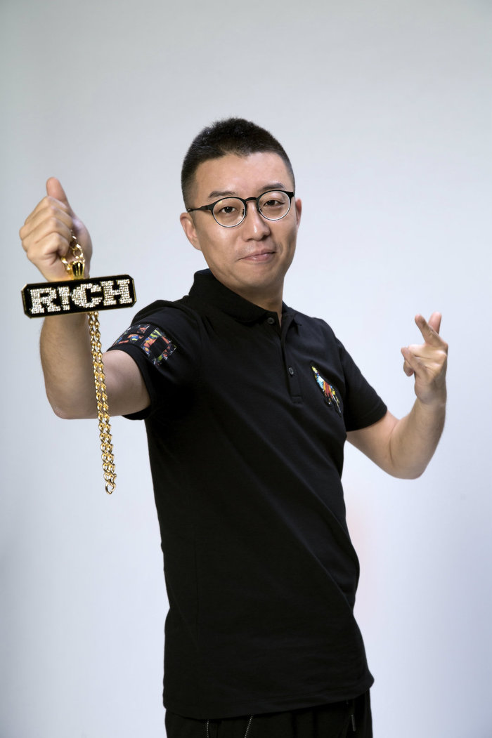 中国有嘻哈第五期播放量_中国有嘻哈导演纹身_中国有嘻哈节目制作幕后