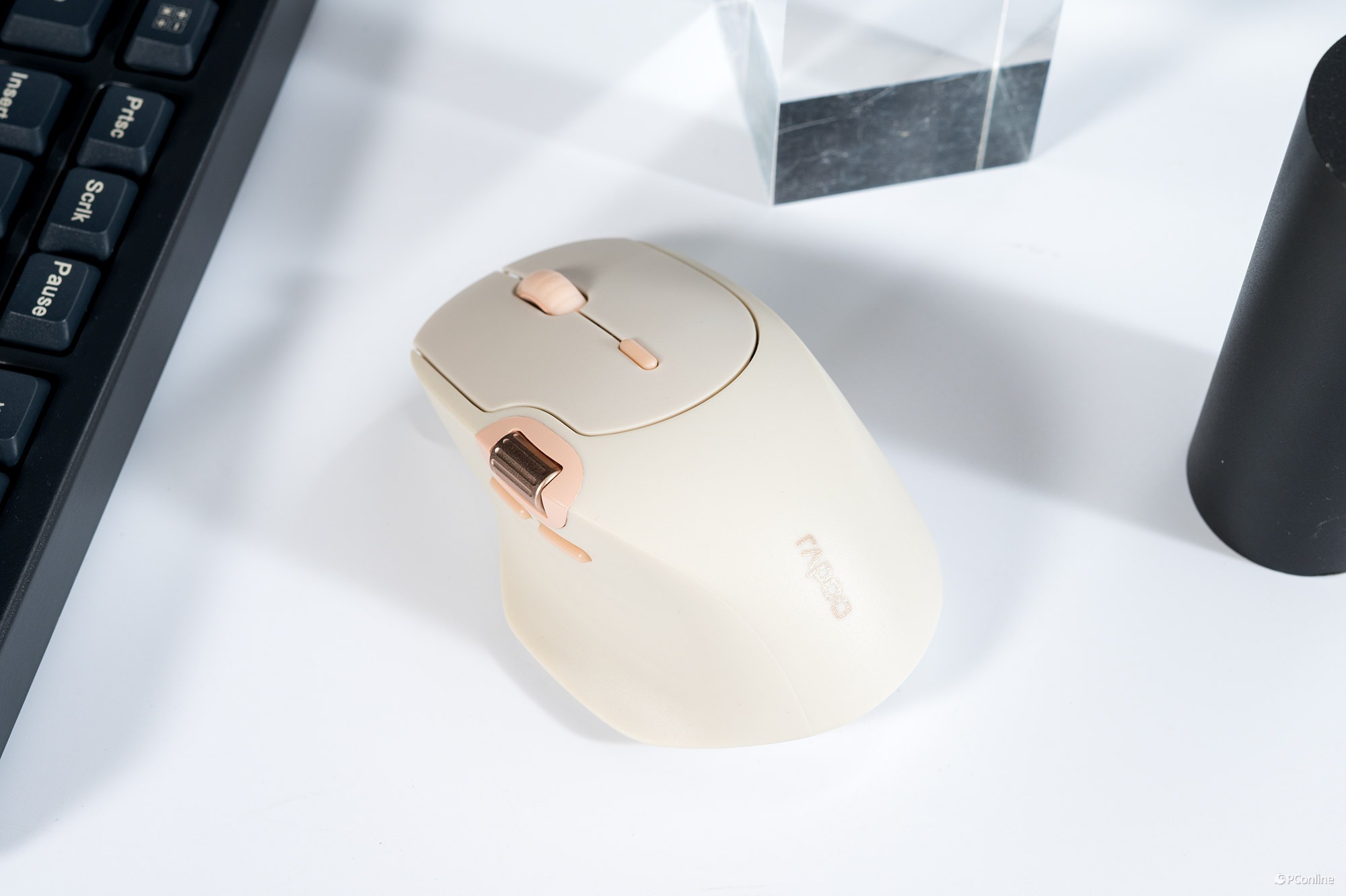 雷柏MT560鼠标 人体工学设计 多设备无线连接_小手游戏鼠标推荐2025