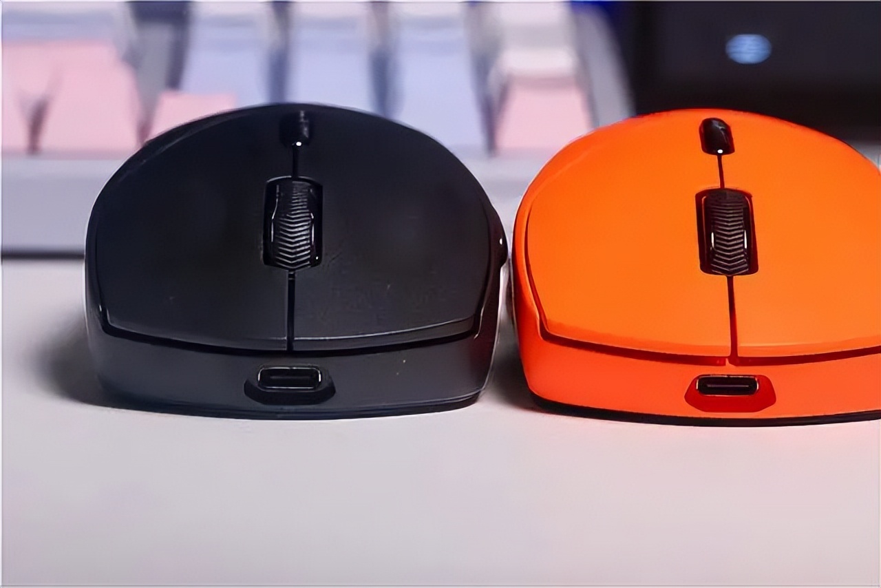 雷柏VT1 Max评测_雷柏VT1电竞鼠标体验分享_小手游戏鼠标推荐2025