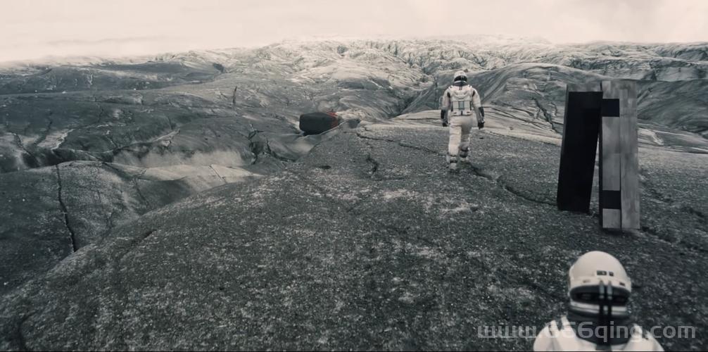 解密星际穿越：库珀入黑洞后的高维度时空探索
